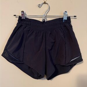 Lululemon Hotty Hot Lined Short 4”